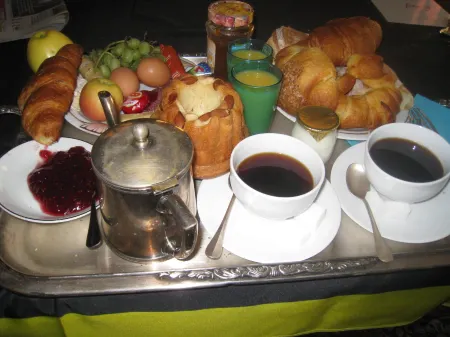 Chambres Privatives Chez l'Habitant Отели в г. Бюль