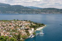 John's House-Lakeview & Shared Pool - Happy Rentals - Huoneistot
