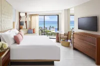The Coral at Atlantis Hotels near The Dig