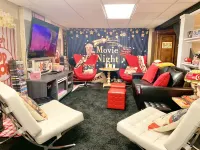 Fun Escape 1 - Starved Rock - Skydive- Game Room