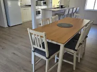 Farm cottage in 2.3 acres. Fully renovated for your comfort. Hoteles en Orbost