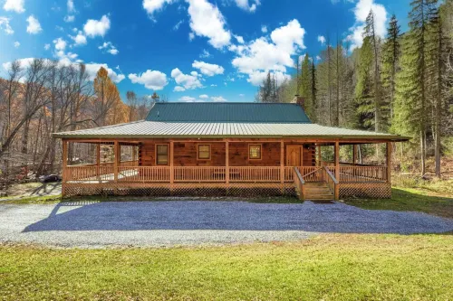 연못, 폭포 있는 디어 헤이븐 바이 아반트스테이 캐빈