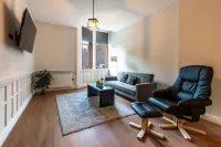 The Hazlitt Apartments Hotels in Barrhead