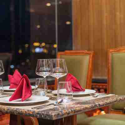 Aarya Hotel & Spa Dining/Meeting Rooms