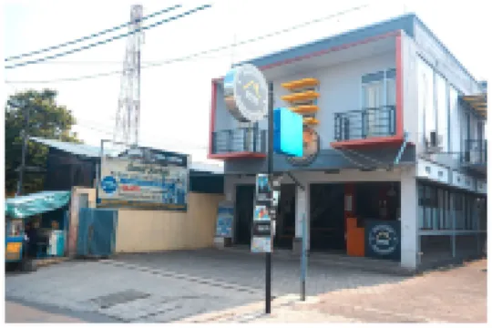 Budi House & Food Station