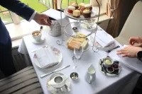 The Manor Elstree - Desayuno