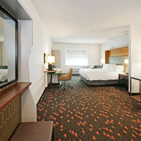 Holiday Inn & Suites CALGARY AIRPORT NORTH by IHG