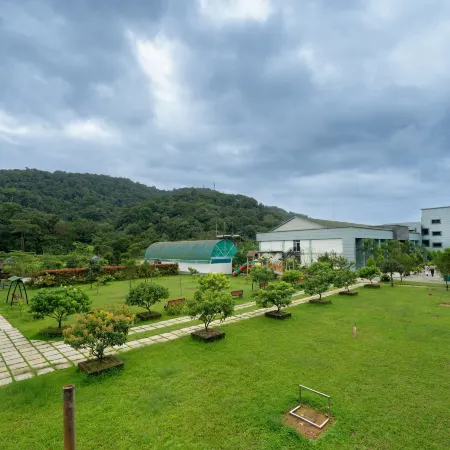 The Sanihara Hotel And Resort Отели рядом с достопримечательностью «Озеро Пукод»