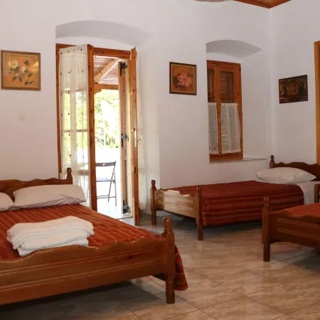 Maleatis Apollo Guesthouse