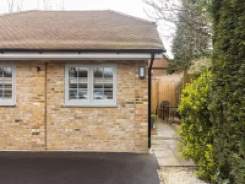 Peaceful Studio Flat with Patio and Dogs Allowed Hotels in Cobham