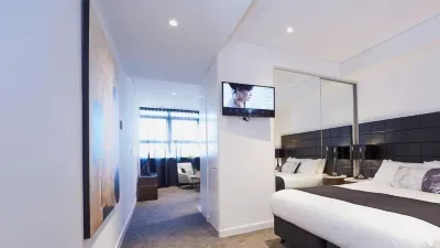 Kozyguru Chatswood Luxury Studio Hotels near Chatswood RSL Club