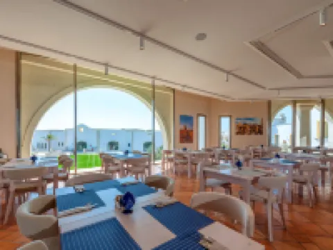 アカイア ゴルフ リゾート & スパ ヴェルノレのホテル