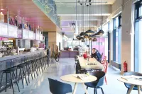 Moxy Munich Messe - bar