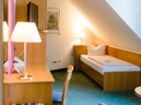 AKZENT Hotel Zur Grünen Eiche Hotels in Behringen