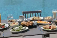 Naxos Finest Hotel & Villas - Frühstück