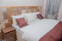 Stunning 3-Bed House in Sapele Hotels in Sapele