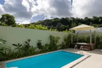 Homm Stay Yumiha Okinawa - Private Pools