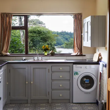 Sea View 1-Bed Cottage Sleeps 2 w Private Garden