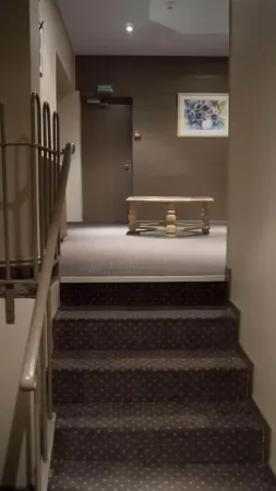 Hôtel les Frangins Отели в г. Эперлек