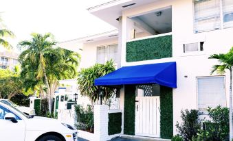 Casa Cordova by Lowkl