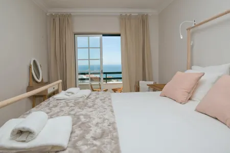 Lina's House by AcasaDasCasas Отели рядом с достопримечательностью «Ermida de São Sebastião»