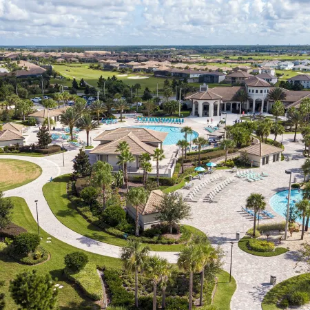 Splendid 4 Bd w/ Pool Close to Disney @ Champions Gate 1006