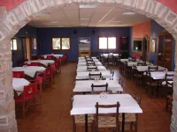 Albergue Restaurante Salto de Bierge - Hostel Các khách sạn ở 