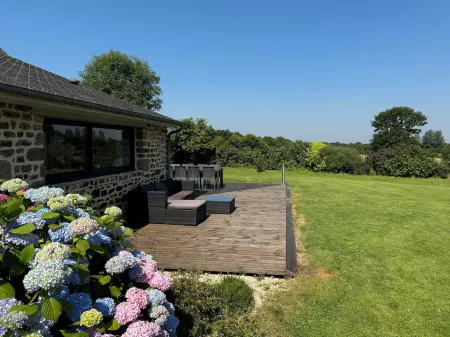 La Maison de Benjamin Отели в г. Сен-Брис-ан-Коглес