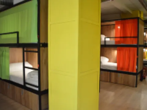 Debod Hostel โรงแรมใกล้Edificio España