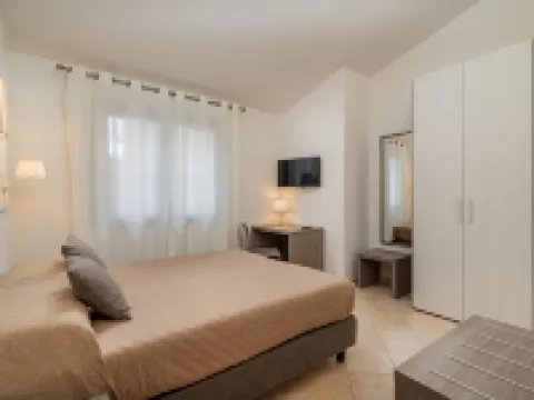 Residenza l'Alzoni Hotels in San Teodoro