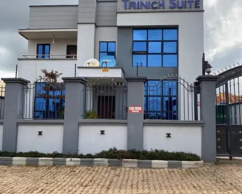 Trinich Suite فنادق في إبادان
