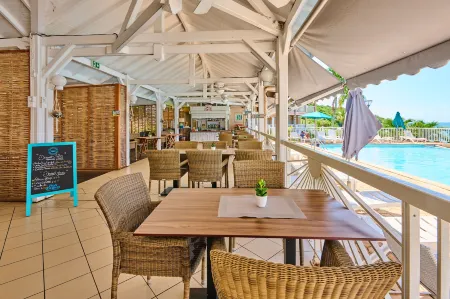 Diamant Beach Отели в г. Ле Диаман