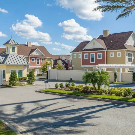 Stylish 4bed Townhome at Summerville Near Disney