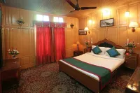 Manila Groups of Houseboats