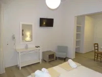 Naxos Lane Center Studios Hotels near Portara
