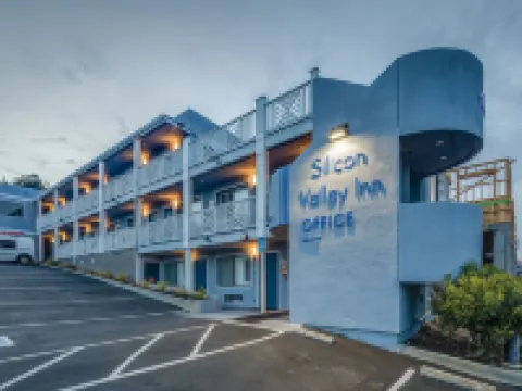 Silicon Valley Inn Hotels in Belmont