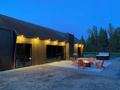 Modern rustic getaway located on the Stillwater River