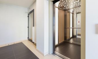 Mogilska Apartments by Renters Prestige