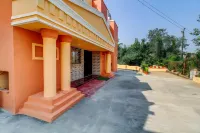 Hotel Apratim Lodging & Boarding Hotels in Ulhasnagar