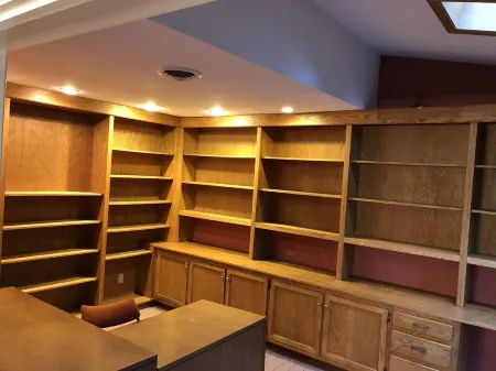 Happy Valley retreat - whole house, large living room, EV charger