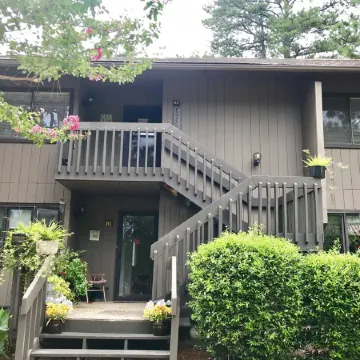 Upgraded 3 BR condo on Pinehurst Course 3- walking distance to main club house