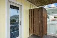 Luxury Oceanview Beach Home • Steps from the Sand • Elevator