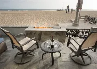 Spacious Home with Gourmet Kitchen and Patio - Stunning Oceanfront Escape