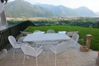 Holiday house terraced villa with large garden Hotel a Rogno