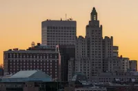 Jennifer's Private City View Apartment Relaxing Deck Hotel a Providence