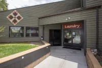 Stunning Mountain Views and Cozy Living Space - Charming Retreat Hotel a Granby