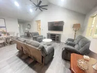 Spacious Patio and Nature-Backed Serenity - Charming Retreat Hotels in Fayetteville