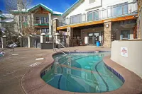 Pool, Hot Tub, Sauna, Fitness Center, Tennis Court - Gorgeous Ski Retreat