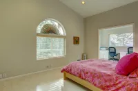 Scenic Views and Relaxing Hot Tub - Beautiful Mountain Escape