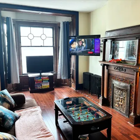 Charming 3-bedroom house in Troy, near RPI, Albany, & Saratoga